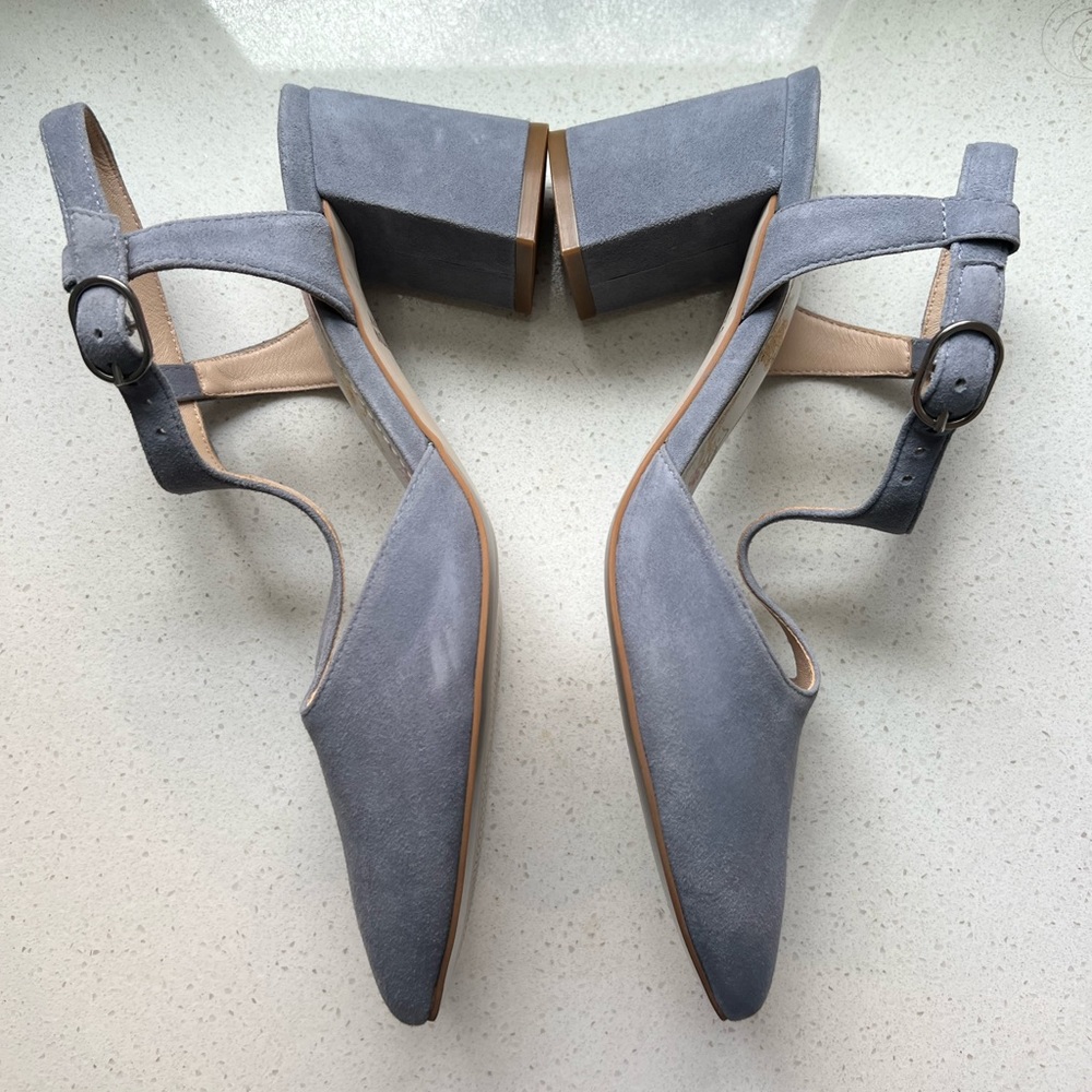 Johnston & Murphy t strap pointed toe heel shoe. - Picture 2 of 5